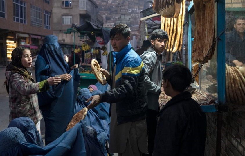  اوچا: نیمی از جمعیت افغانستان به کمک‌های بشردوستانه نیاز دارند